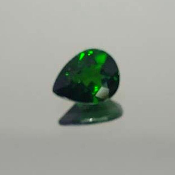 Gorgeous 2.3 Carat Chrome Diopside Gemstone!! - Picture 10 of 12